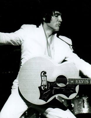 Elvis (11)