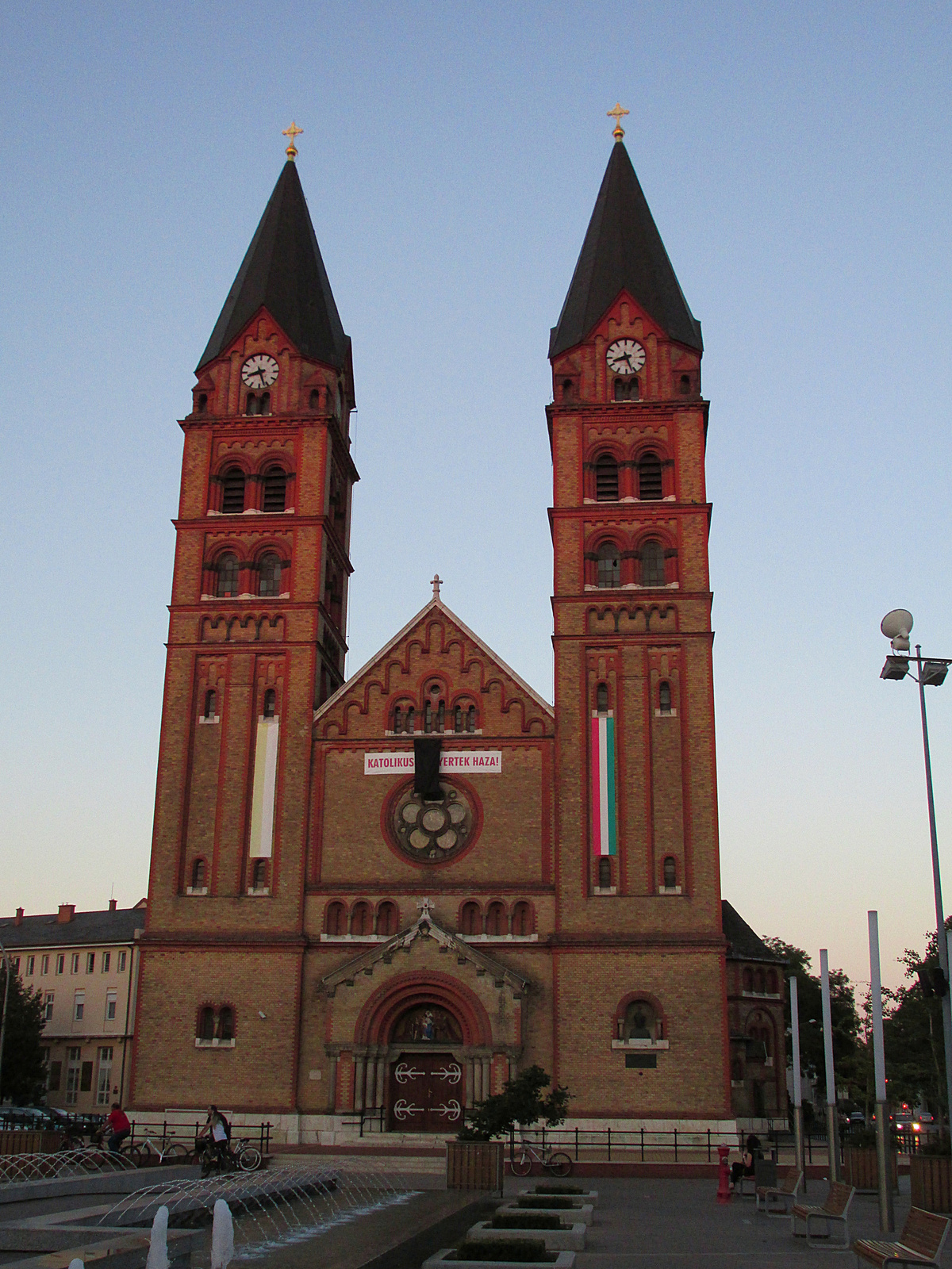 Magyarok Nagyasszonya - Katolikus templom